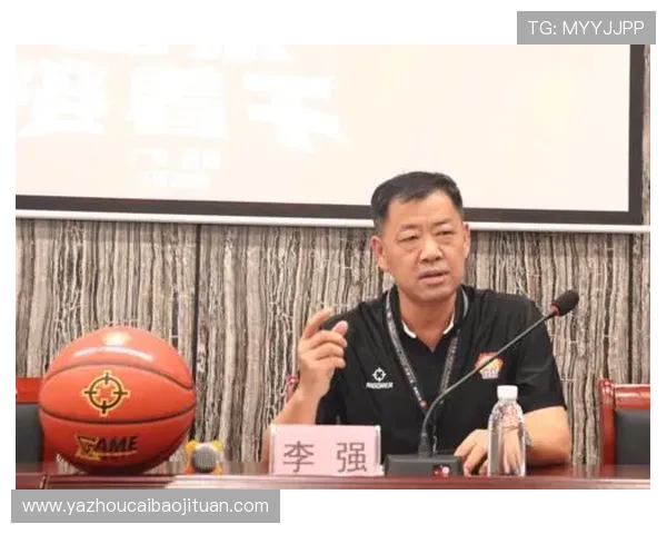 李强专访:探寻篮球背后的成功秘诀与成长之路 李强专访:探寻篮球背后的成功秘诀与成长之路